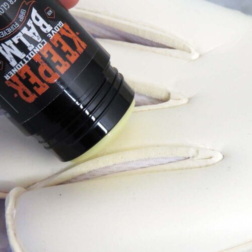 apply KEEPER BALM goalkeeper glove balm